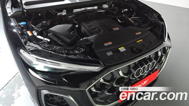 Audi Q5 (80A) 40 TFSI Quattro S Line 2025 — фото 6