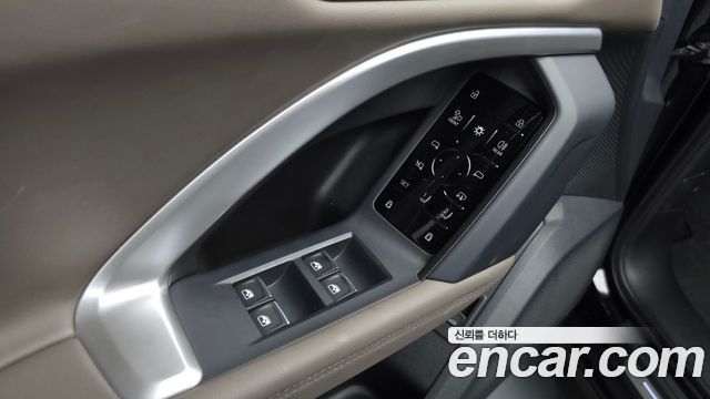 Audi Q5 (80A) 40 TFSI Quattro S Line 2025 — фото 28