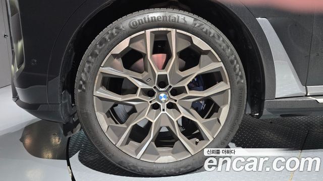 BMW X7 (G07) xDrive 40i M Sport 7STR 2026 — фото 5