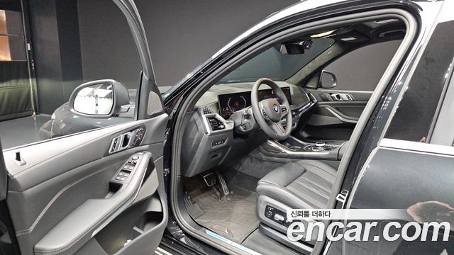 BMW X7 (G07) xDrive 40i M Sport 7STR 2026 — фото 10