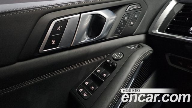 BMW X7 (G07) xDrive 40i M Sport 7STR 2026 — фото 28