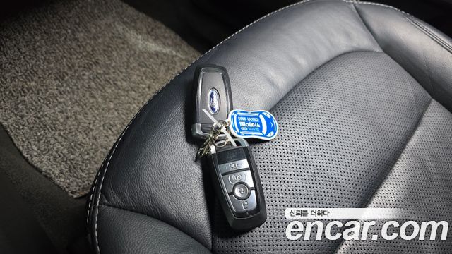 Ford Explorer 2.3 Limited 4WD 5th 2018 — фото 15