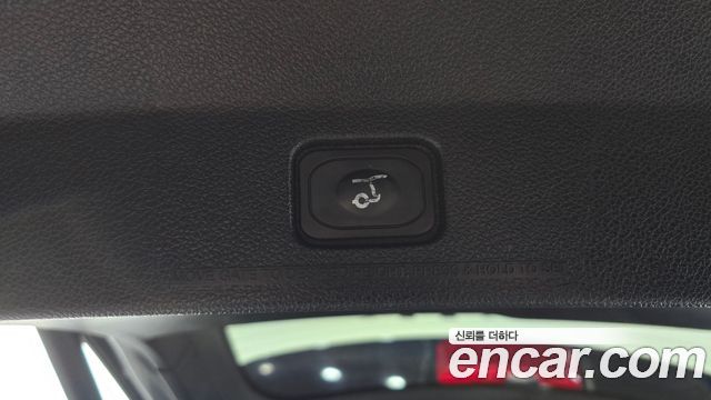 Ford Explorer 2.3 Limited 4WD 5th 2018 — фото 17