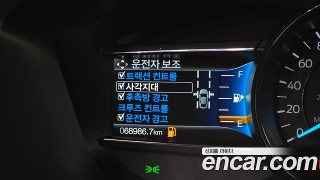 Ford Explorer 2.3 Limited 4WD 5th 2018 — фото 32