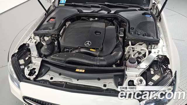 Mercedes-Benz E-Class (W213) E350 4MATIC AMG Line 2022 — фото 6