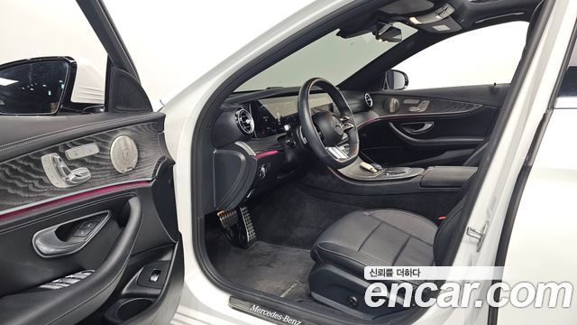 Mercedes-Benz E-Class (W213) E350 4MATIC AMG Line 2022 — фото 10