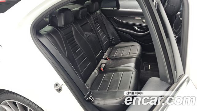 Mercedes-Benz E-Class (W213) E350 4MATIC AMG Line 2022 — фото 11