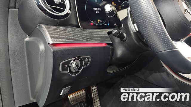 Mercedes-Benz E-Class (W213) E350 4MATIC AMG Line 2022 — фото 19
