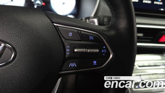 Hyundai Santa Fe Gasoline 2.5T 2WD Prestige 2022 — фото 18
