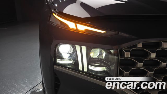 Hyundai Santa Fe Gasoline 2.5T 2WD Prestige 2022 — фото 22