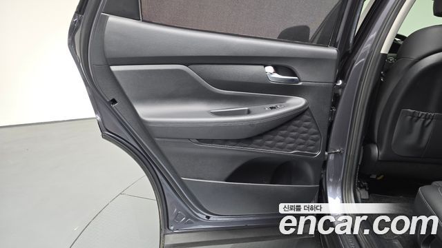 Hyundai Santa Fe Gasoline 2.5T 2WD Prestige 2022 — фото 25