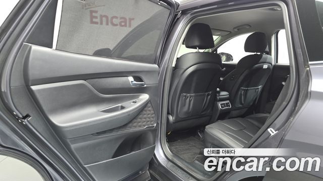 Hyundai Santa Fe Gasoline 2.5T 2WD Prestige 2022 — фото 26
