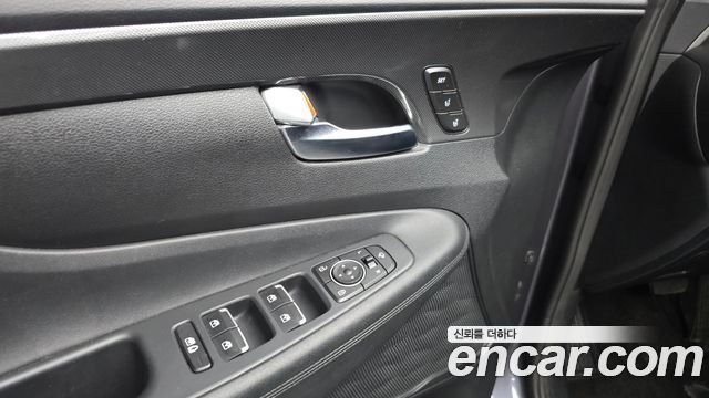 Hyundai Santa Fe Gasoline 2.5T 2WD Prestige 2022 — фото 29