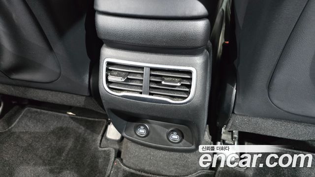 Hyundai Santa Fe Gasoline 2.5T 2WD Prestige 2022 — фото 34