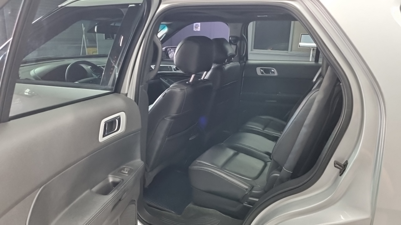 Ford Explorer 3.5 Limited 4WD 5th 2014 — фото 15