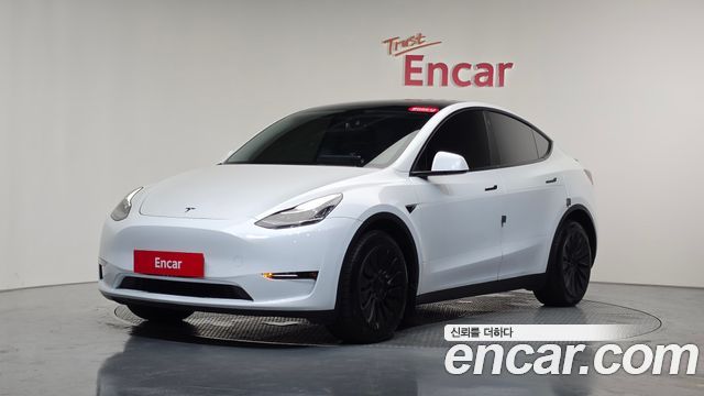 Tesla Model Y Long Range AWD 2022 — фото 11