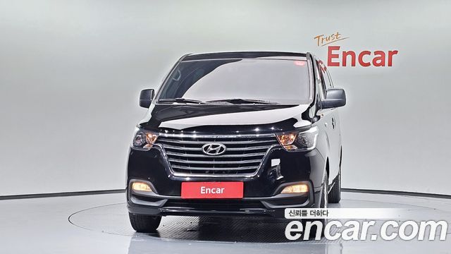 Hyundai Grand Starex Wagon 11-Seater Style 2020 — фото 3