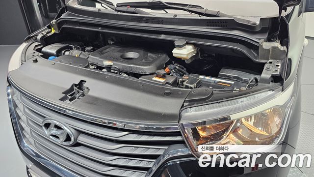 Hyundai Grand Starex Wagon 11-Seater Style 2020 — фото 6