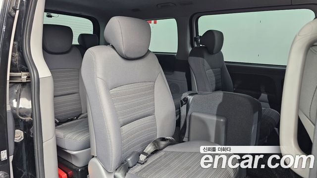 Hyundai Grand Starex Wagon 11-Seater Style 2020 — фото 11