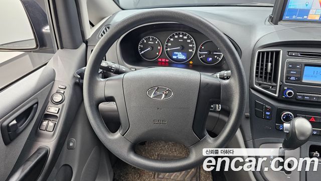 Hyundai Grand Starex Wagon 11-Seater Style 2020 — фото 13