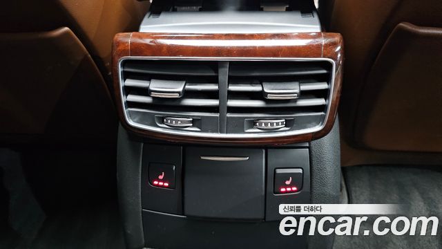 Audi A8 4.2 FSI Quattro D4 2011 — фото 17