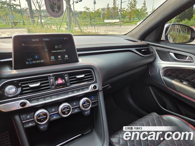 Genesis G70 2.0T AWD Sport Package 2020 — фото 8