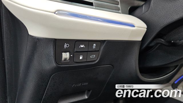 Hyundai Grandeur Hybrid (IG) Le Blanc 2023 — фото 14