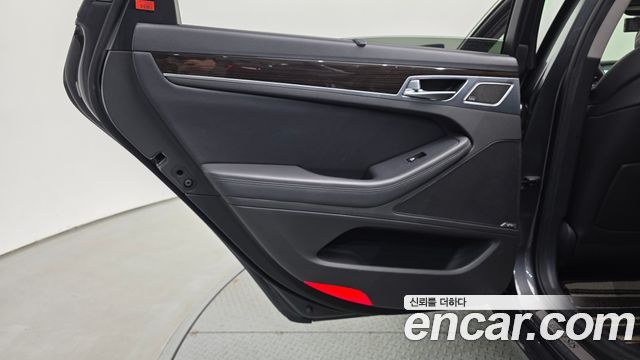 Genesis G80 3.3 GDI Premium Luxury 2018 — фото 25