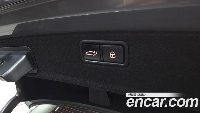 Genesis G80 3.3 GDI Premium Luxury 2018 — фото 31