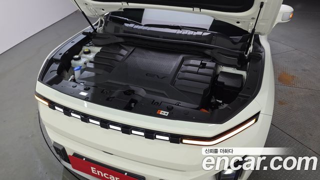 KG Mobility (SsangYong) Torres EVX E7 2024 — фото 6