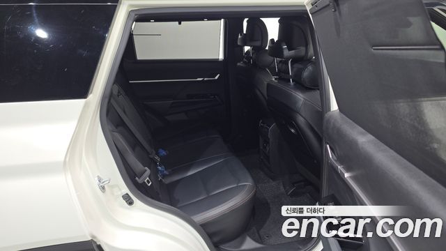 KG Mobility (SsangYong) Torres EVX E7 2024 — фото 11