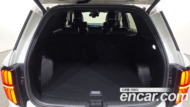 KG Mobility (SsangYong) Torres EVX E7 2024 — фото 19