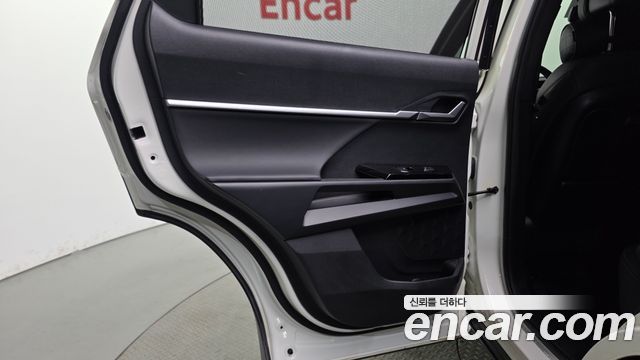 KG Mobility (SsangYong) Torres EVX E7 2024 — фото 25