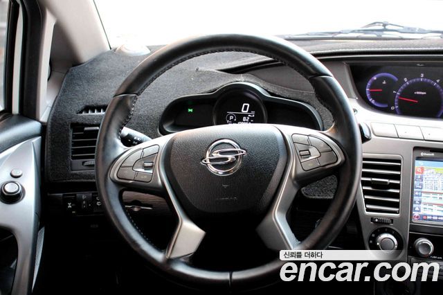 KG Mobility (SsangYong) Korando Turismo 4WD TX 9-seater 2017 — фото 16