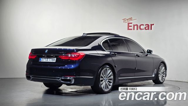 BMW 7 Series (G11) 750Li xDrive 2016 — фото 2