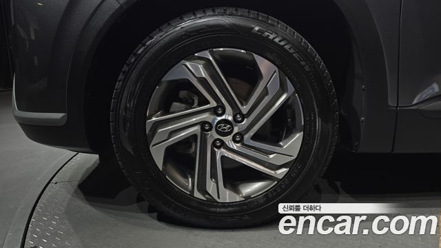 Hyundai Santa Fe Diesel 2.2 2WD Exclusive 2022 — фото 5