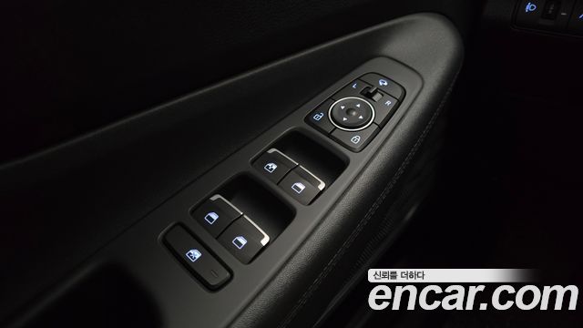 Hyundai Santa Fe Diesel 2.2 2WD Exclusive 2022 — фото 18