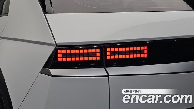 Hyundai Ioniq 5 Long range Commercial Long Range Package 2023 — фото 23