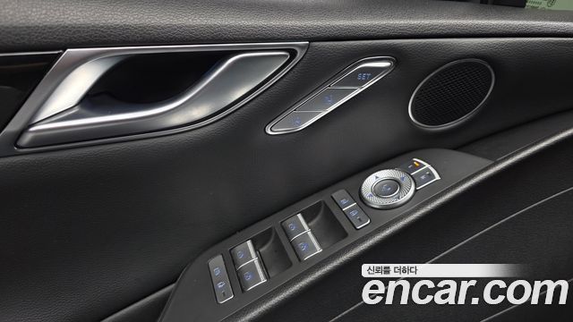 Genesis G80 (RG3) Gasoline 2.5 Turbo 2WD 2024 — фото 31