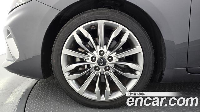 Kia K7 Premier 3.0 GDI Noblesse 2020 — фото 5