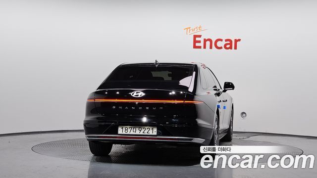 Hyundai Grandeur (GN7) 3.5 LPG 2WD Premium 2023 — фото 4