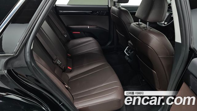 Hyundai Grandeur (GN7) 3.5 LPG 2WD Premium 2023 — фото 11