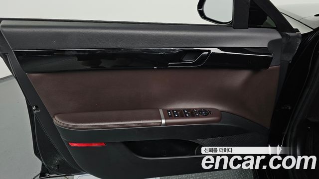 Hyundai Grandeur (GN7) 3.5 LPG 2WD Premium 2023 — фото 24