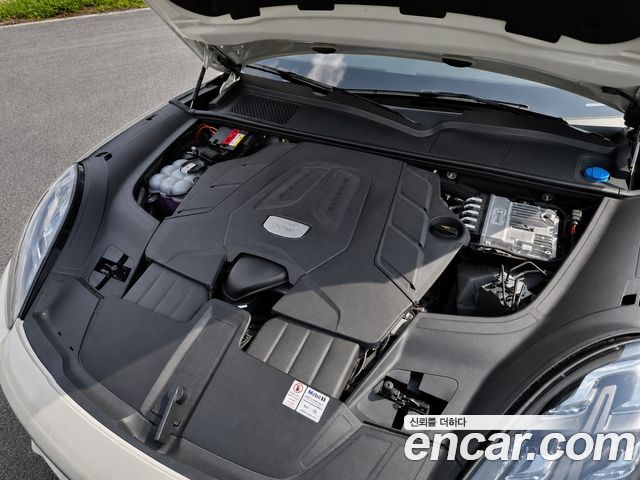 Porsche Cayenne (PO536) 3.0 COUPE PLATINUM EDITION 2022 — фото 6