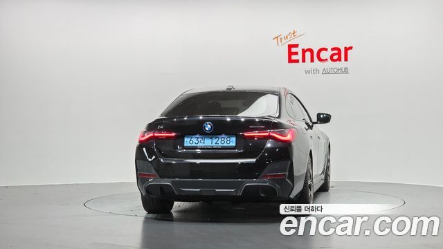 BMW i4 eDrive40 M Sports Pro 2022 — фото 4