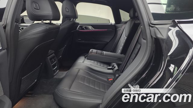 BMW i4 eDrive40 M Sports Pro 2022 — фото 16