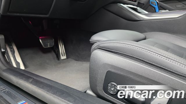 BMW i4 eDrive40 M Sports Pro 2022 — фото 40