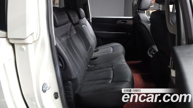 KG Mobility (SsangYong) Rexton Sports Diesel 2.2 4WD Noblesse 2018 — фото 12
