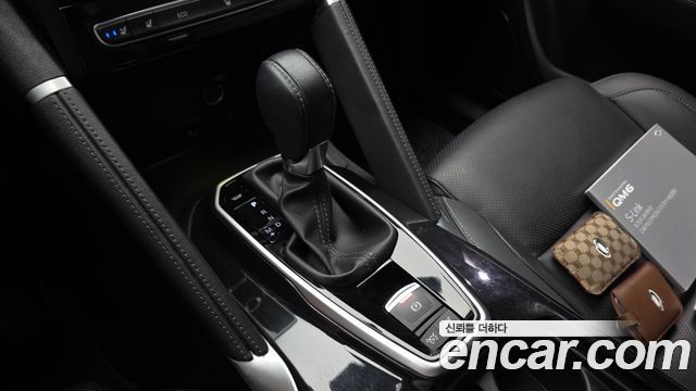 Renault Korea QM6 2.0 LPe RE Signature 2WD 2022 — фото 9
