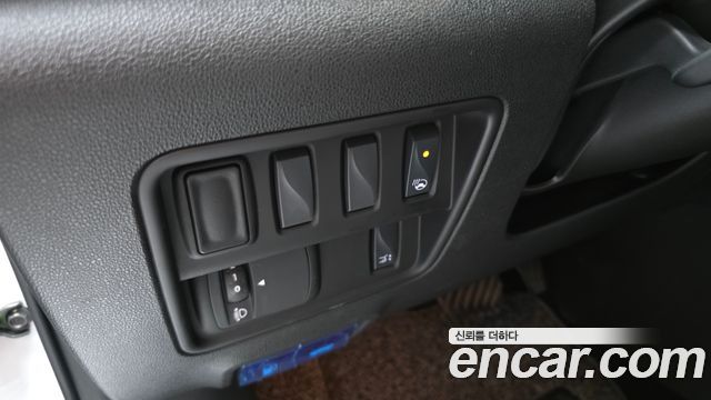 Renault Korea QM6 2.0 LPe RE Signature 2WD 2022 — фото 23